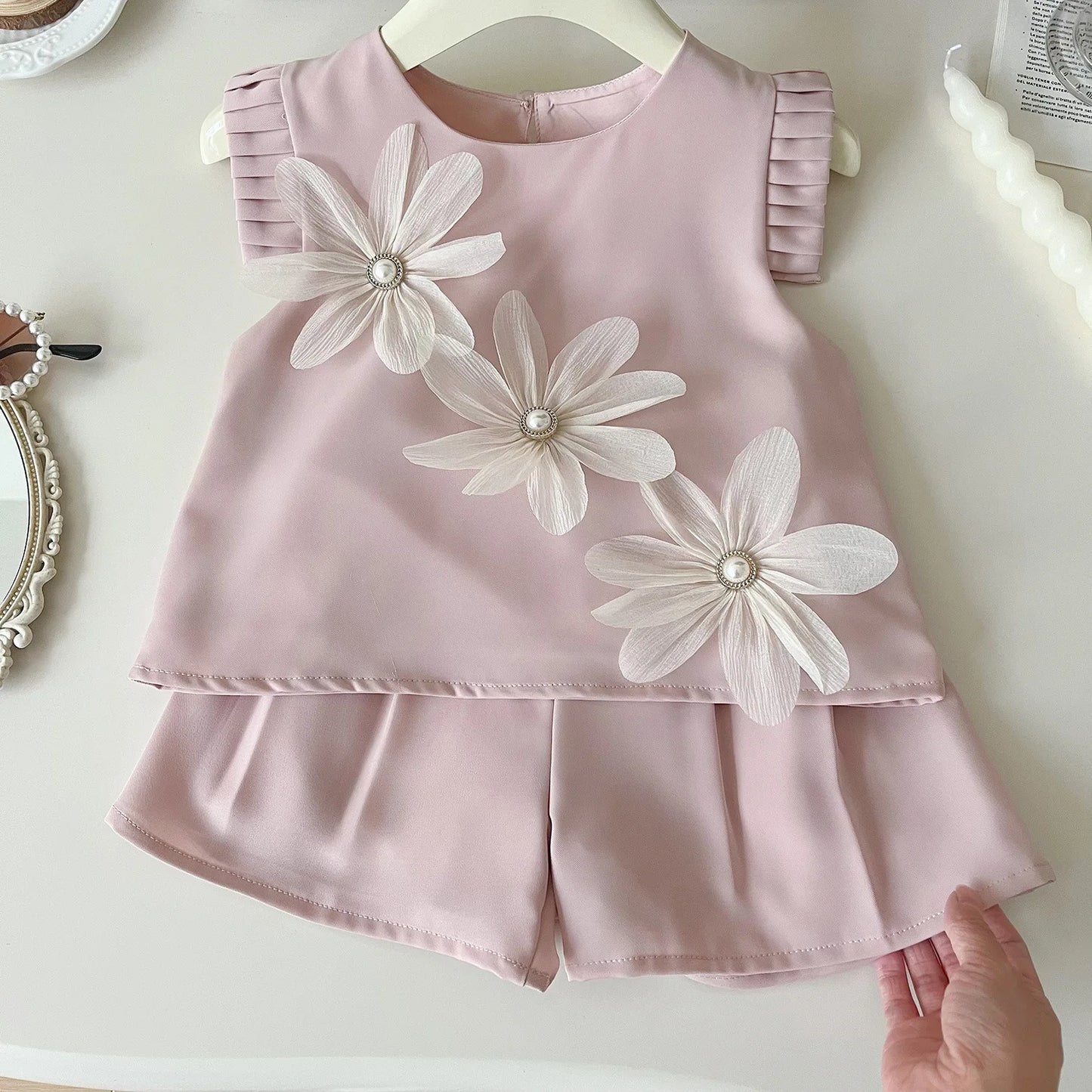 Cute Three Flowers Short Sleeve Tshirt + Shorts 2 PC Sets