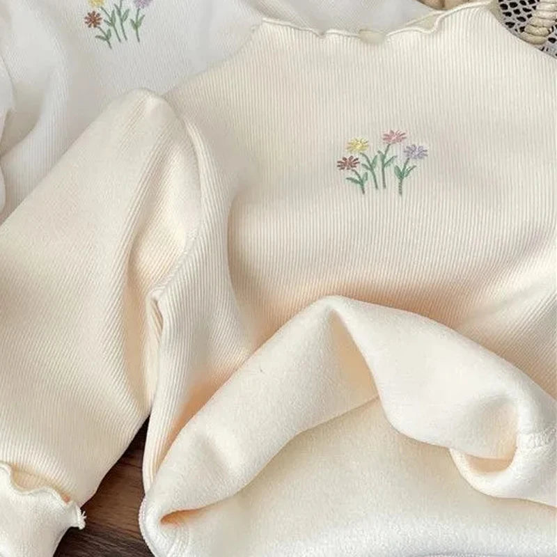 Kids Warm Thickening Sweater Puff Sleeve Flower Embroidery