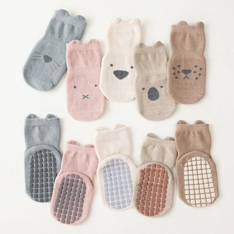 3 Pairs Cartoon Newborn Socks