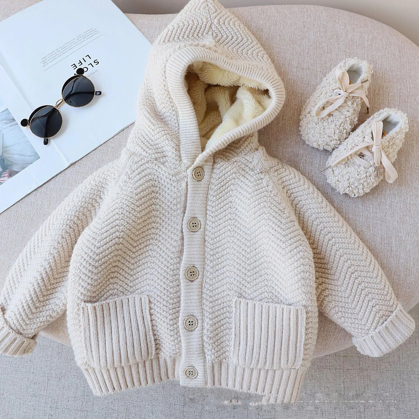 thickened hooded plus fleece sweater