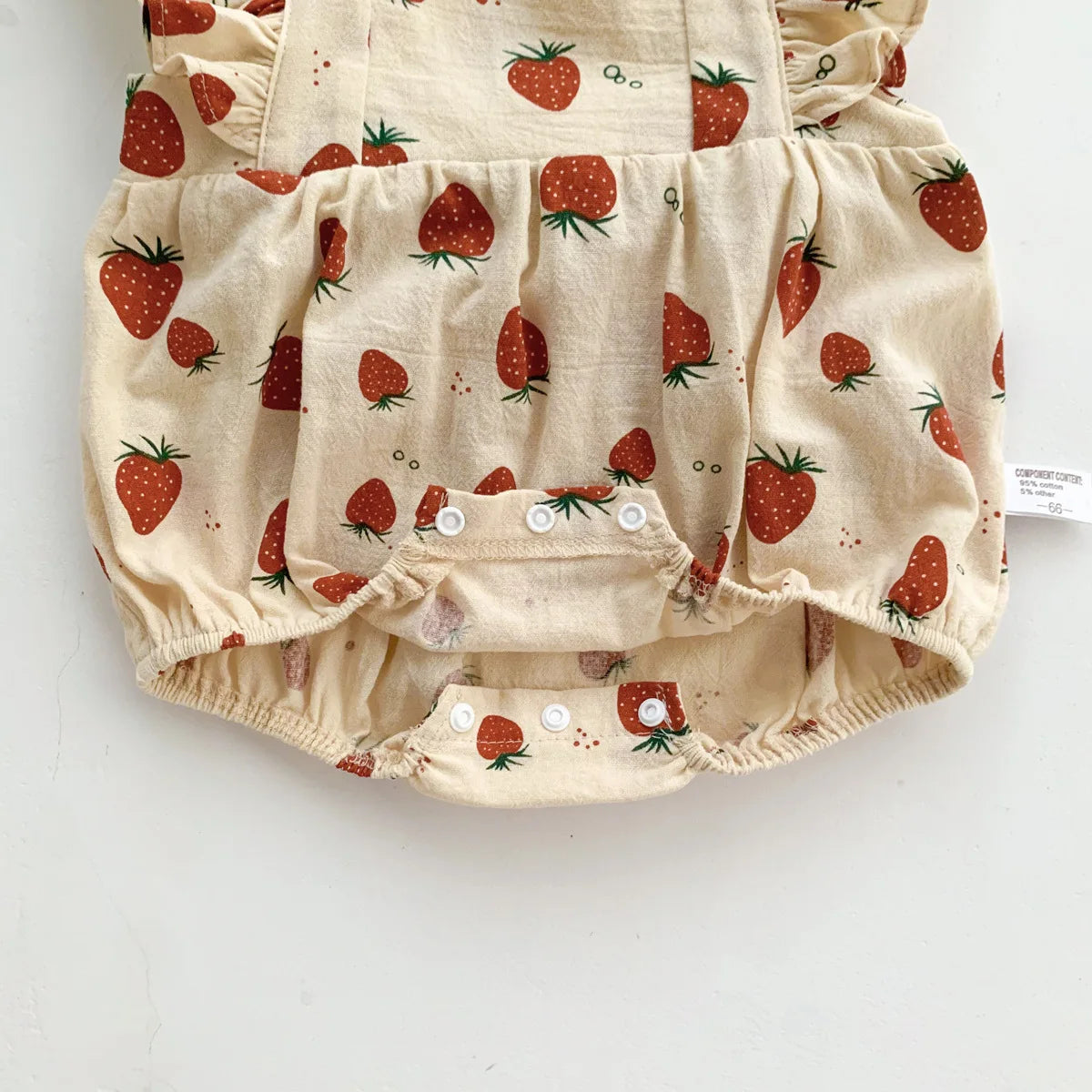 Princess Fly Sleeve Strawberry Print Outfit