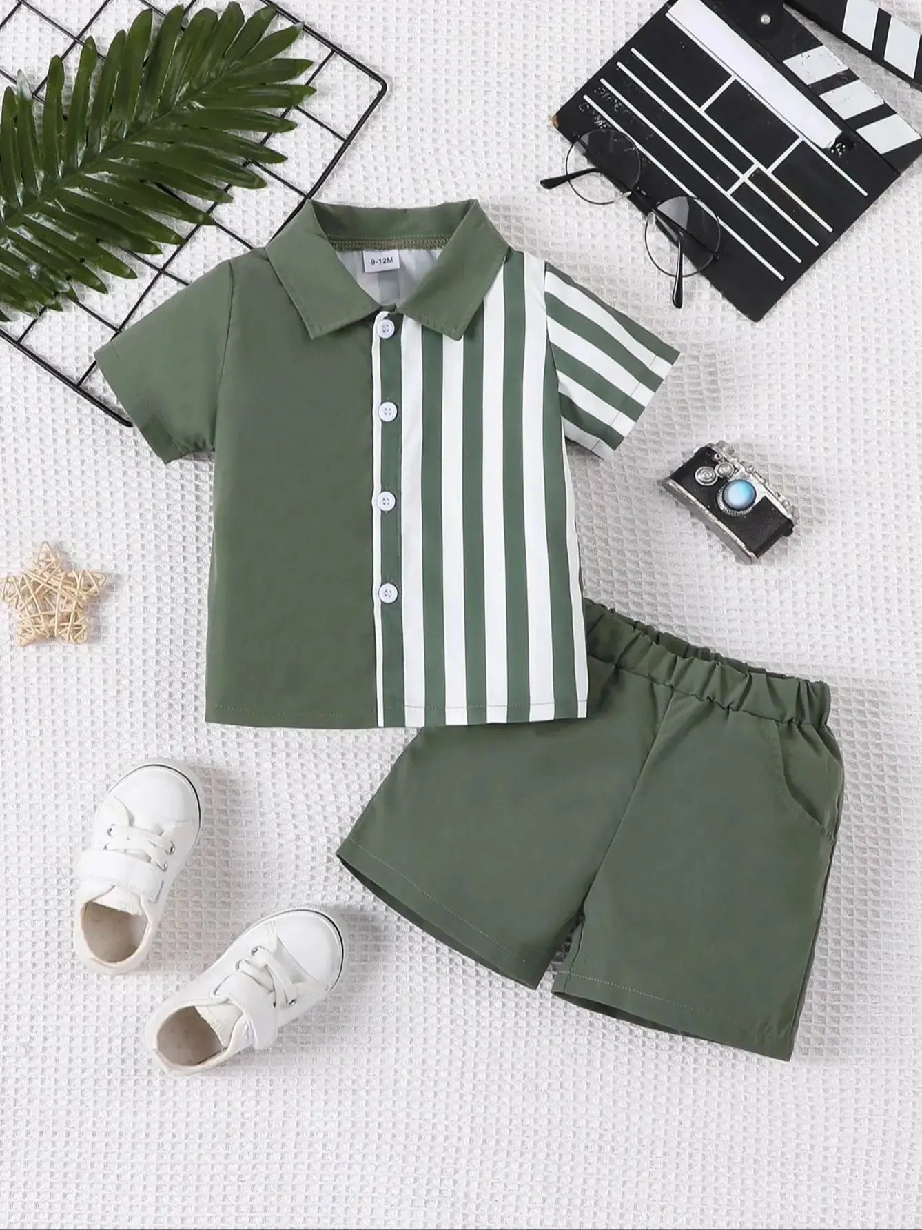 fashionable and casual solid color short sleeved shirt and shorts
