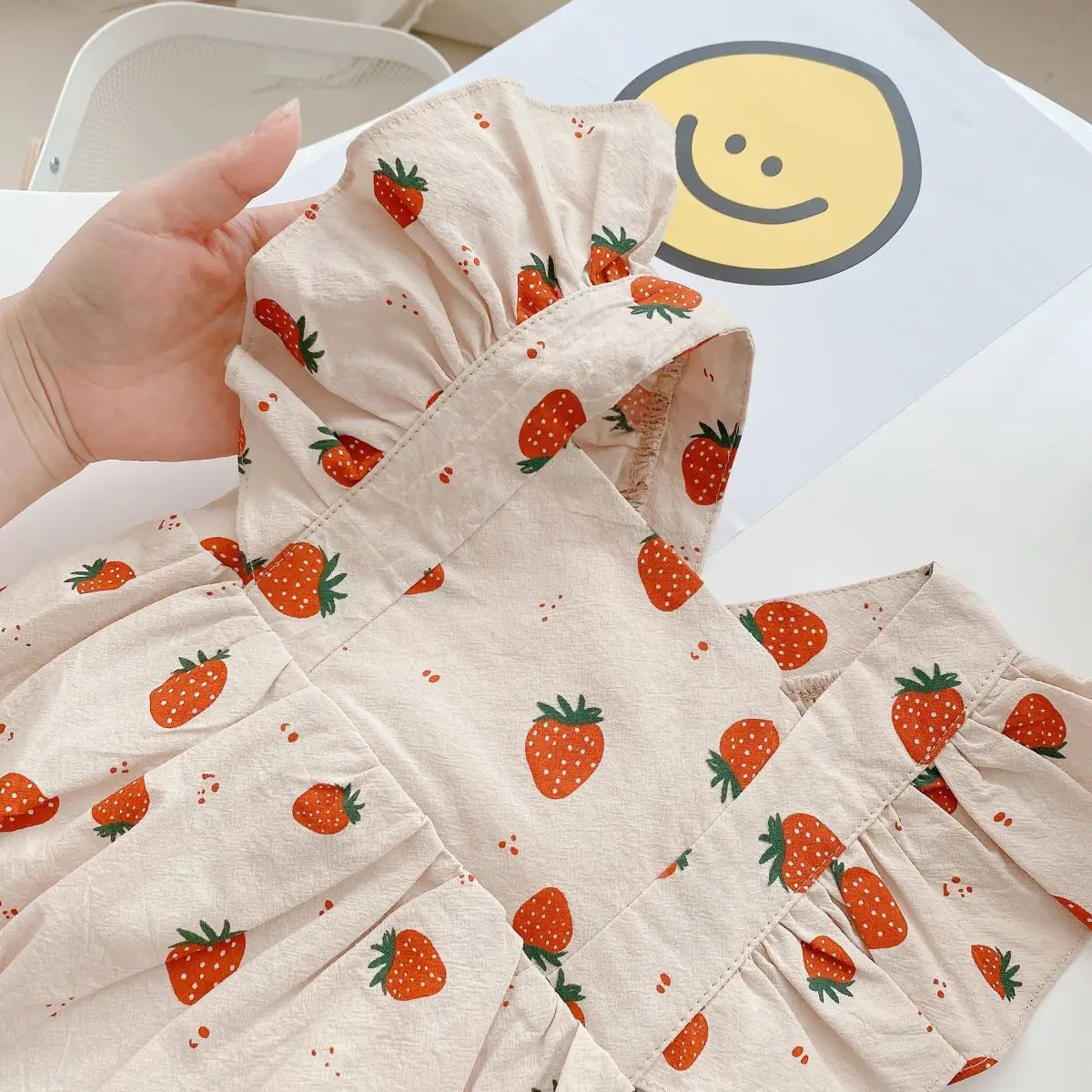 Princess Fly Sleeve Strawberry Print Outfit