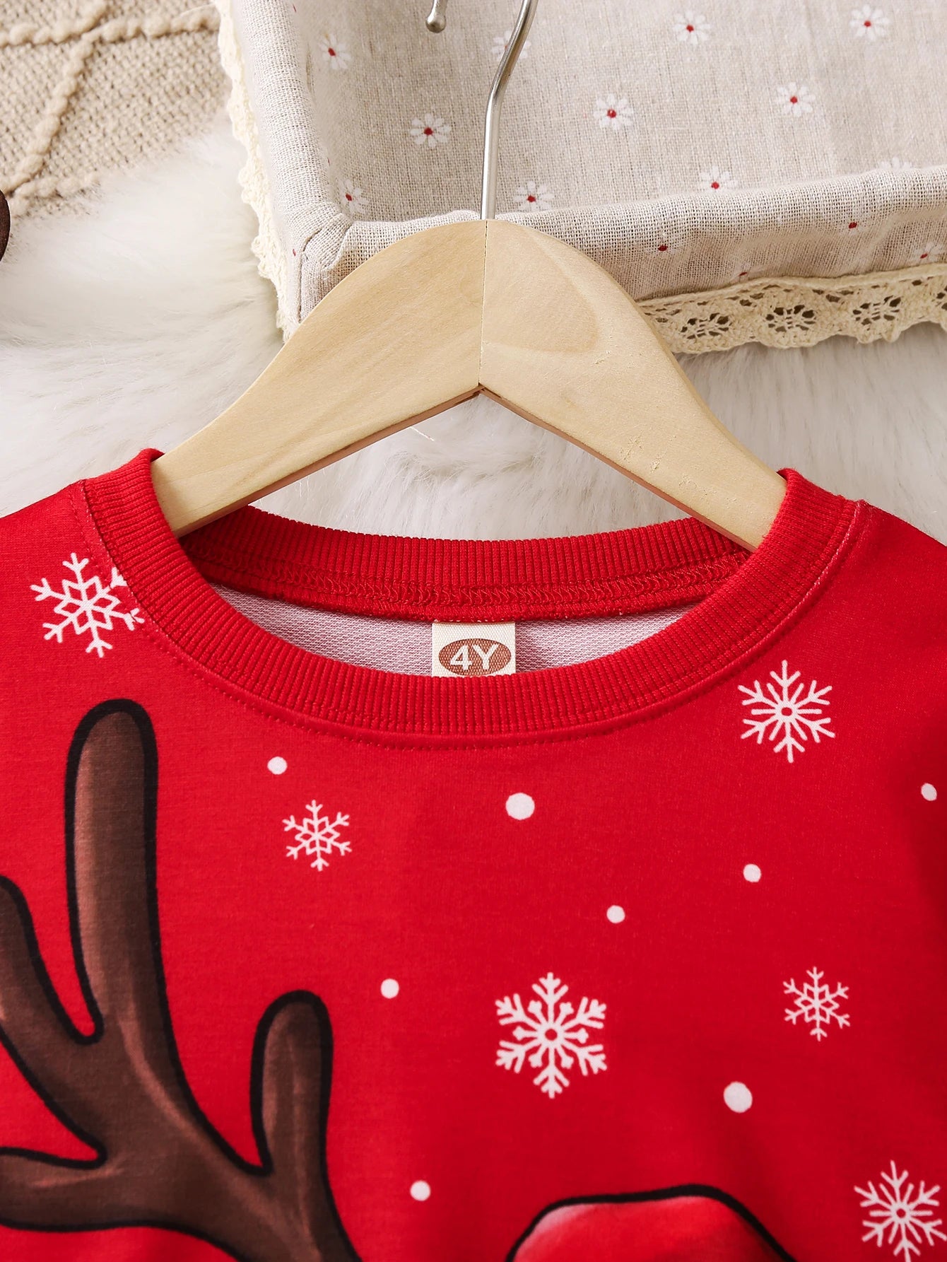 Girls fashion Christmas themed full-body print casual party style pullover hoodie